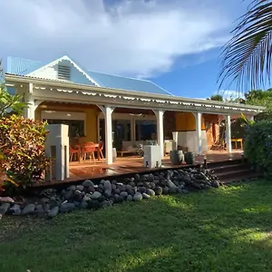 https://villa-grenadilles.comcaribbean.com