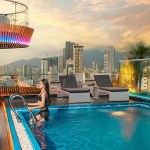 Hotel Mercy Emerald, Đà Nẵng